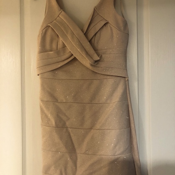 La Chateau gold sparkly dress, size small - Picture 3 of 4